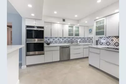 2850 N Palm Aire Dr, Unit #601, Pompano Beach, FL 33069 - Photo 2