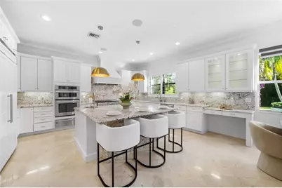 8252  Bradford Way, Parkland, FL 33076 - Photo 4