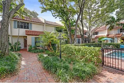 810 SE 2nd St, Unit #F, Fort Lauderdale, FL 33301 - Photo 2