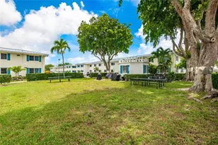 1821 NE 62nd St, Fort Lauderdale, FL 33308 - Photo 12