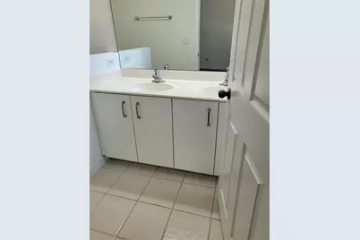 2040 SE Avon Park Dr, Port Saint Lucie, FL 34952 - Photo 28