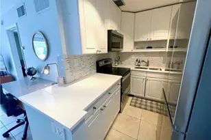 3040 NE 16th Ave, Oakland Park, FL 33334 - Photo 4