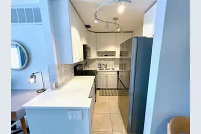 3040 NE 16th Ave, Unit #410, Oakland Park, FL 33334 - Photo 6