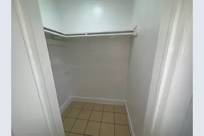 2031 NE 139th St, Unit #12, North Miami Beach, FL 33181 - Photo 12