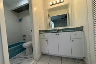 2031 NE 139th St, North Miami Beach, FL 33181 - Photo 4