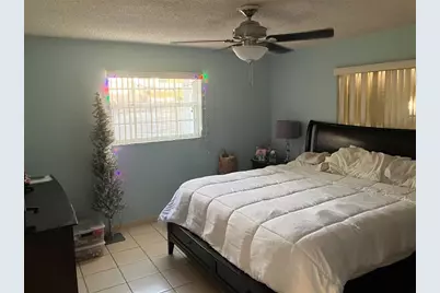 7960 NW 174th St, Hialeah, FL 33015 - Photo 8