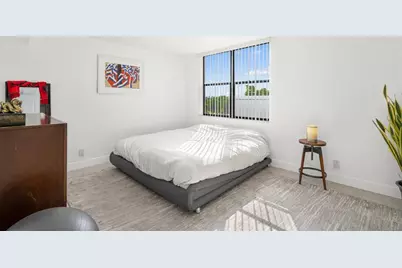 111  Lake Emerald Dr, Unit #401, Oakland Park, FL 33309 - Photo 10