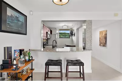 111  Lake Emerald Dr, Unit #401, Oakland Park, FL 33309 - Photo 8