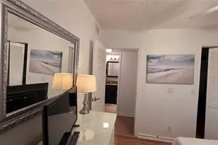 2801 Somerset Dr, Lauderdale Lakes, FL 33311 - Photo 16