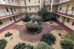 2801 Somerset Dr, Lauderdale Lakes, FL 33311 - Photo 30