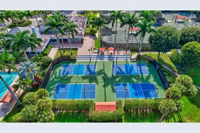 6584  Hampton Cir, Boca Raton, FL 33496 - Photo 78