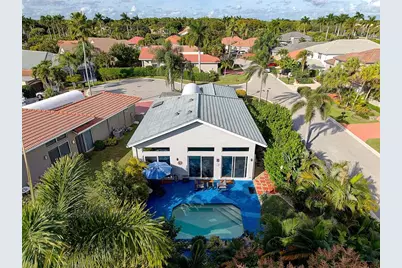 6584  Hampton Cir, Boca Raton, FL 33496 - Photo 4