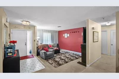 3220 NW 95th Ter, Sunrise, FL 33351 - Photo 4