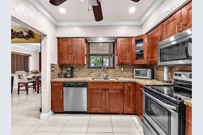 6631 SW 24th St, Miramar, FL 33023 - Photo 14