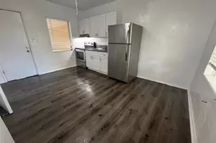 100 Isle of Venice Dr, Fort Lauderdale, FL 33301 - Photo 4