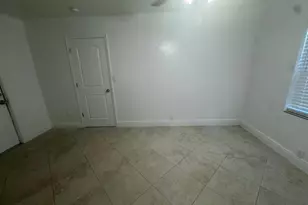 1822 Dixieanna St Unit, Hollywood, FL 33020 - Photo 10