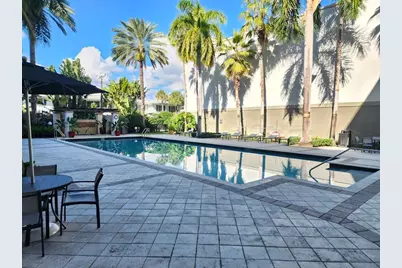 2401 NE 65th St, Fort Lauderdale, FL 33308 - Photo 18