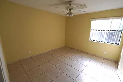 11521 NW 10th St, Hollywood, FL 33026 - Photo 8