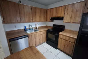 11521 NW 10th St, Hollywood, FL 33026 - Photo 6