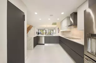 424 Hendricks Isle, Fort Lauderdale, FL 33301 - Photo 6