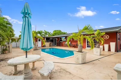 17811 NW 12th Ct, Miami Gardens, FL 33169 - Photo 4