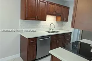 813 SW 13th St, Fort Lauderdale, FL 33315 - Photo 2