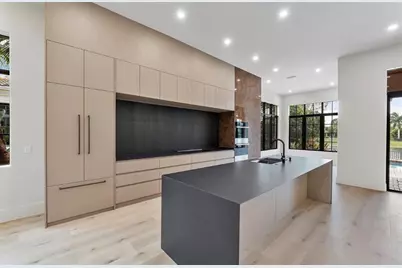 7247  Wisteria Ave, Parkland, FL 33076 - Photo 20