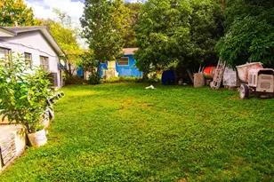 1290 NE 144th St, Miami, FL 33161 - Photo 6