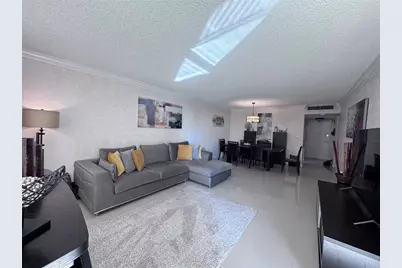 3180 S Ocean Dr, Unit #722, Hallandale Beach, FL 33009 - Photo 16