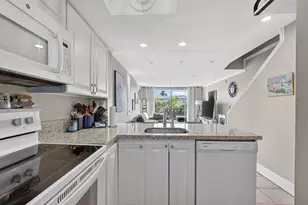 1531 SE 15th Unit, Fort Lauderdale, FL 33316 - Photo 2