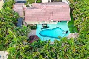 1427 Seagrape Cir, Weston, FL 33326 - Photo 44