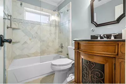 1427  Seagrape Cir, Weston, FL 33326 - Photo 24