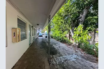 820 N Victoria Park Rd, Unit #3, Fort Lauderdale, FL 33304 - Photo 16