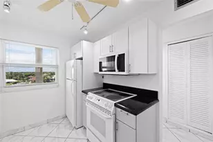 1069 Hillsboro Mile, Hillsboro Beach, FL 33062 - Photo 4