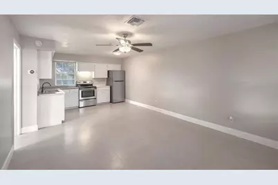 3147  Naylor Ter, Unit #Unit 3, Fort Pierce, FL 34982 - Photo 4