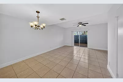 1921 NE 15th Ave, Fort Lauderdale, FL 33305 - Photo 32