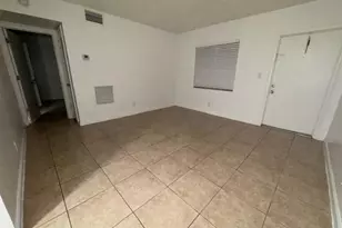 75 SW 10th St, Fort Lauderdale, FL 33315 - Photo 2