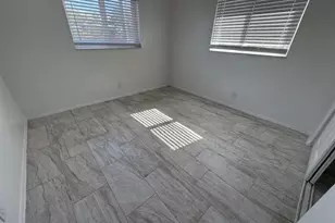 75 SW 10th St, Fort Lauderdale, FL 33315 - Photo 8