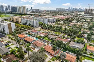 1032 NE 4th Ct., Hallandale Beach, FL 33009 - Photo 6