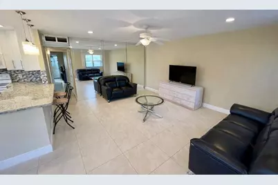 176  Tuscany C, Unit #176, Delray Beach, FL 33446 - Photo 2
