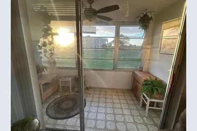 9041  Sunrise Lakes Blvd, Unit #113, Sunrise, FL 33322 - Photo 6