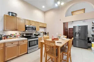 8363 Dynasty Dr, Boca Raton, FL 33433 - Photo 4