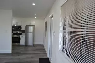 940 NW 8th Ave, Pompano Beach, FL 33060 - Photo 4