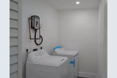 940 NW 8th Ave, Pompano Beach, FL 33060 - Photo 10