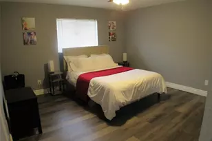 516 SE 4th Terrace, Cape Coral, FL 33990 - Photo 8