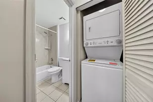 641 Cypress Lake Blvd, Pompano Beach, FL 33064 - Photo 38