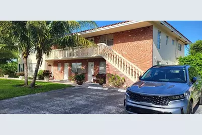 5240 NE 14th Way, Unit #5, Fort Lauderdale, FL 33334 - Photo 2