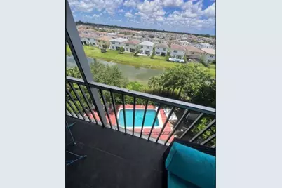 1101  Crystal Lake Dr, Unit #609, Deerfield Beach, FL 33064 - Photo 12