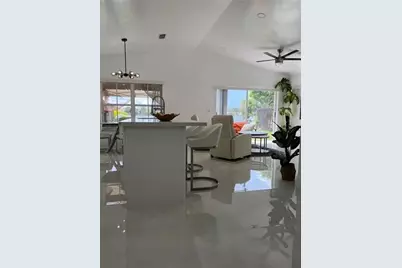 6354  Buena Vista Dr, Margate, FL 33063 - Photo 4