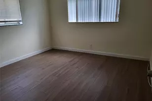 1501 Crescent Cir, West Palm Beach, FL 33403 - Photo 8